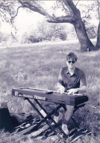 Piano field, 2000